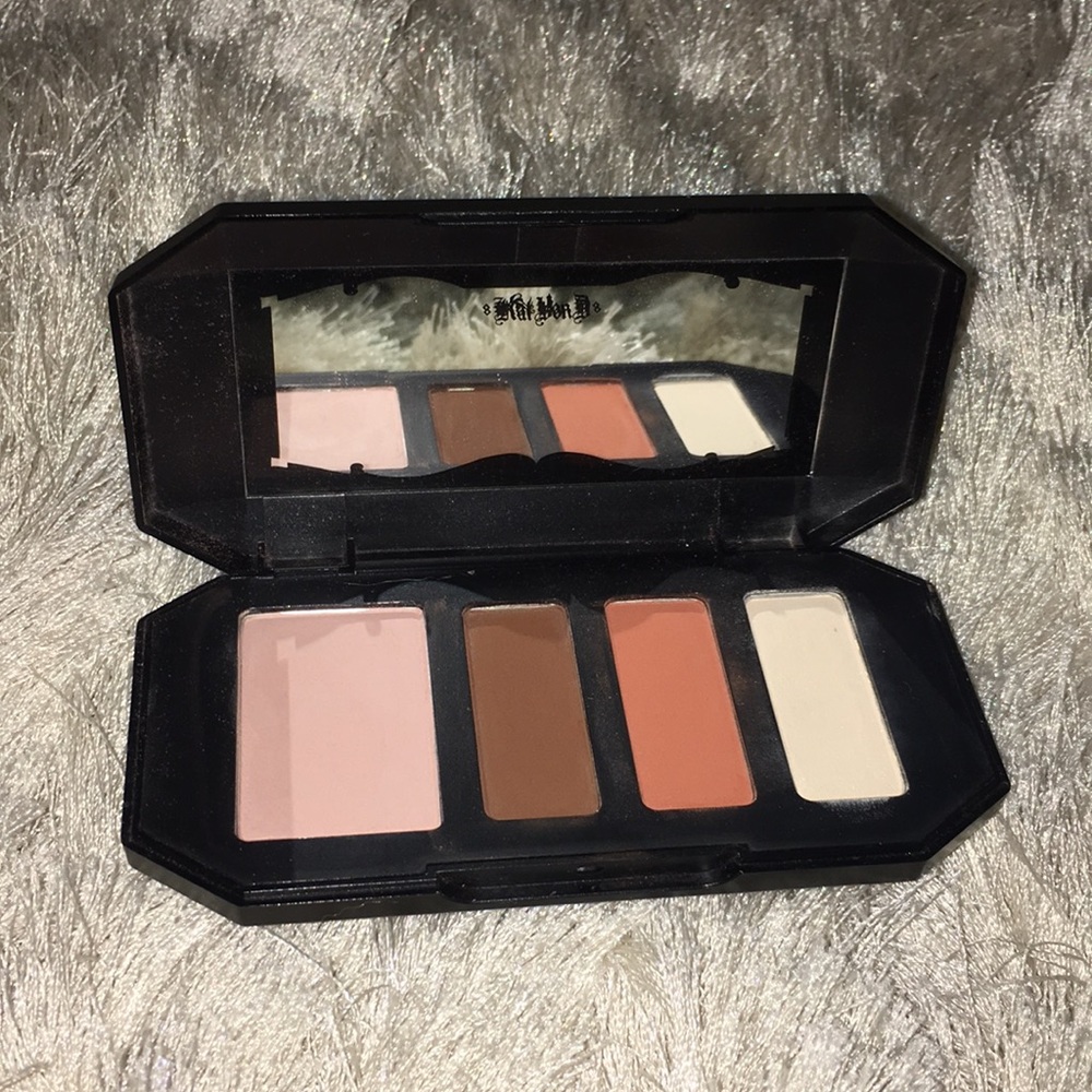 Kat Von D Shade + Light Eyeshadow Palette